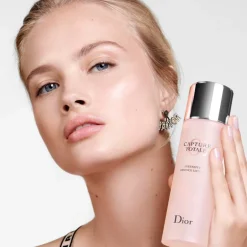 CAPTURE TOTALECapture Totale Intensive Essence Lotion Loción facial