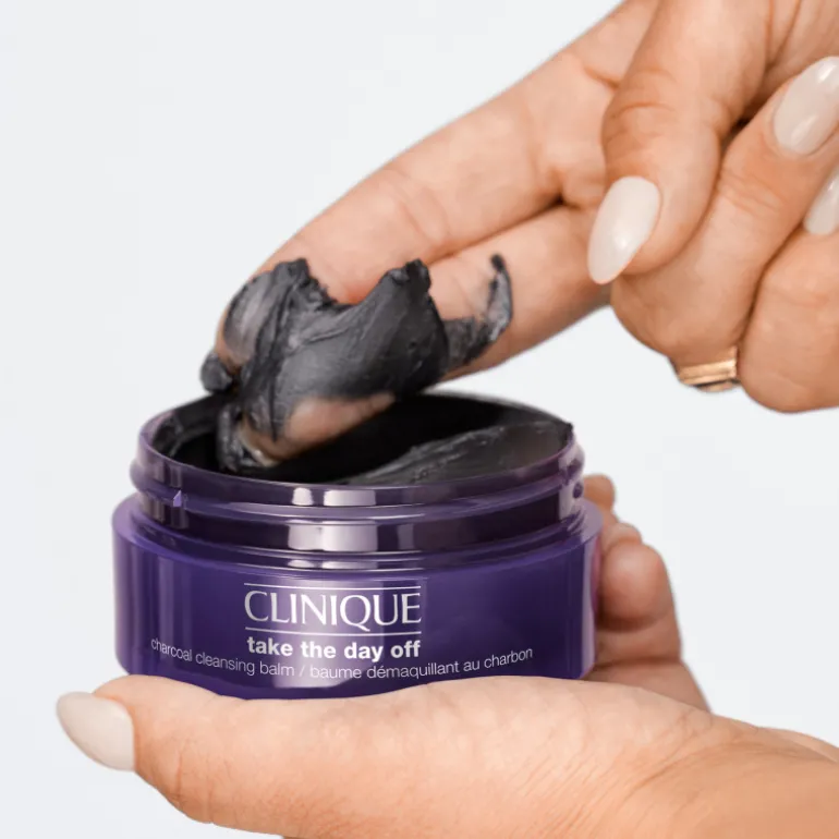 DESMAQUILLANTE EN BÁLSAMO, TAKE THE DAY OFF CHARCOAL CLEANSING BALM 125ML