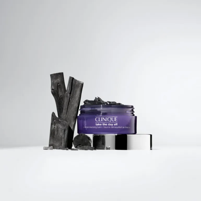 DESMAQUILLANTE EN BÁLSAMO, TAKE THE DAY OFF CHARCOAL CLEANSING BALM 125ML