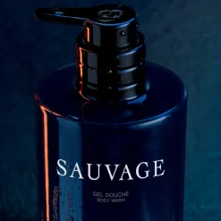 SauvageGel de ducha corporal perfumado - limpia, refresca y perfuma la piel