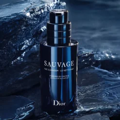 SAUVAGELimpiador facial - carbón negro y cactus