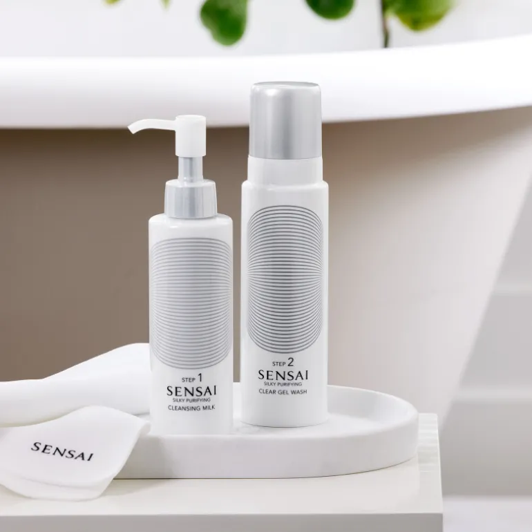 Silky Purifying Clear Gel Wash